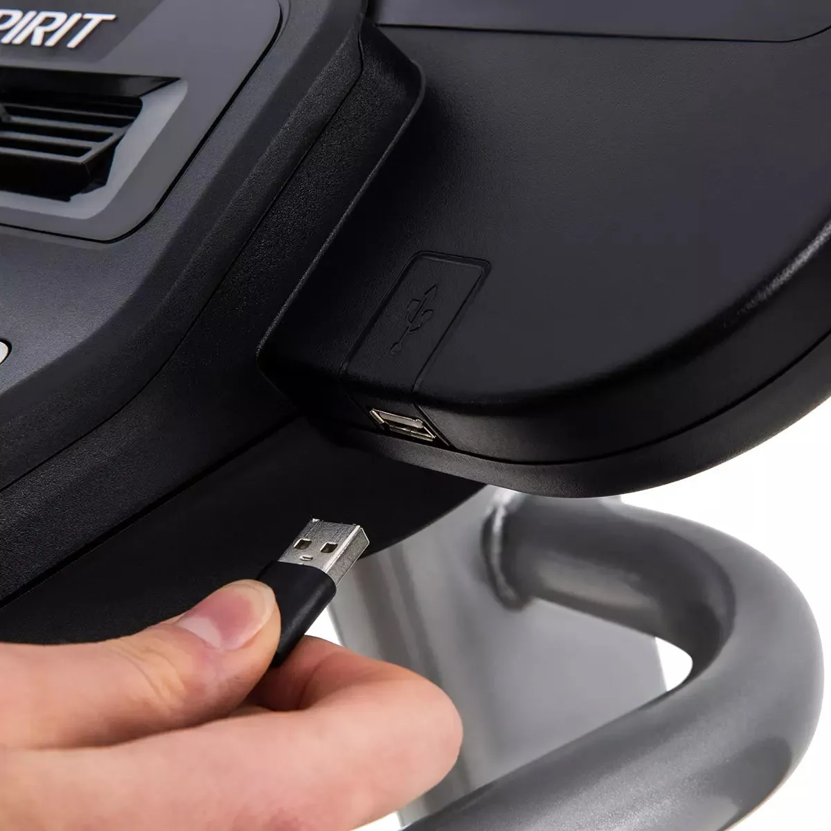 Spirit CE800 ENT Elliptical